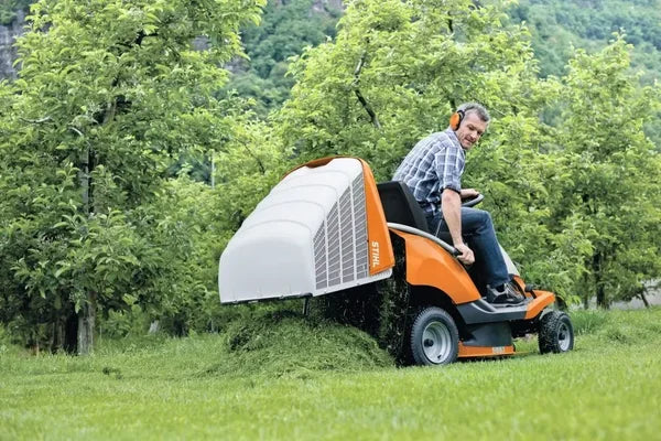 STIHL RT 4082 Aufsitzmäher