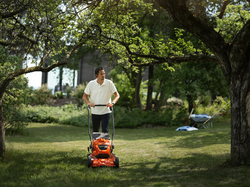 Husqvarna LC 251iS Akku-Rasenmäher Selbstfahrend 51cm Schnittbreite